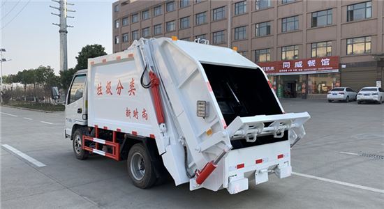 ����4��ѹ��ʽ������