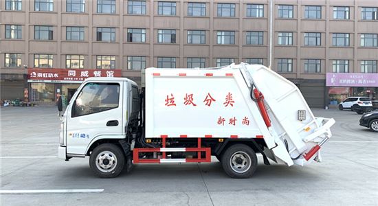 ����4��ѹ��ʽ������