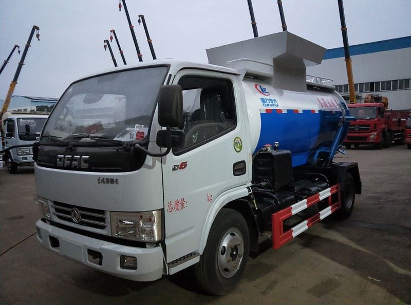 ���������5���ͳ����������׺���ɫǰ����ͼ